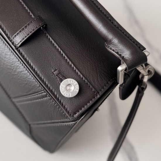 Replica di lusso Borsa Piccola Loewe Panta Puzzle Cioccolato Imitazioni Cloni Borsa Piccola Loewe Panta Puzzle Cioccolato firmate