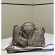 Replica di lusso Borsa a mano media Fendi By The Way morbida marrone Imitazioni Cloni Borsa a mano media Fendi By The Way morbida marrone firmate