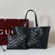 Replica di lusso Borsa tote media Gucci 855279 GG Marmont Nero Imitazioni Cloni Borsa tote media Gucci 855279 GG Marmont Nero firmate