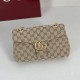 Replica di lusso Bora Pari a tracolla piccola Gucci GG Marmont 855391 Marrone Imitazioni Cloni Bora Pari replica a tracolla piccola Gucci GG Marmont 855391 Marrone firmate