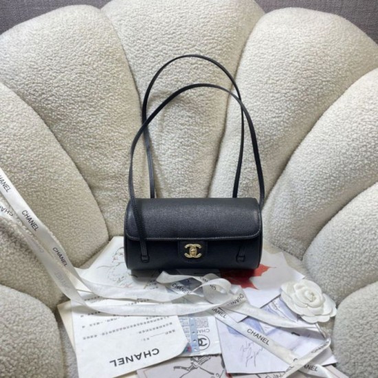 Replica di lusso Borse bowling piccola Chanel AS6143 Nero Imitazioni Cloni Borse bowling piccola Chanel AS6143 Nero firmate