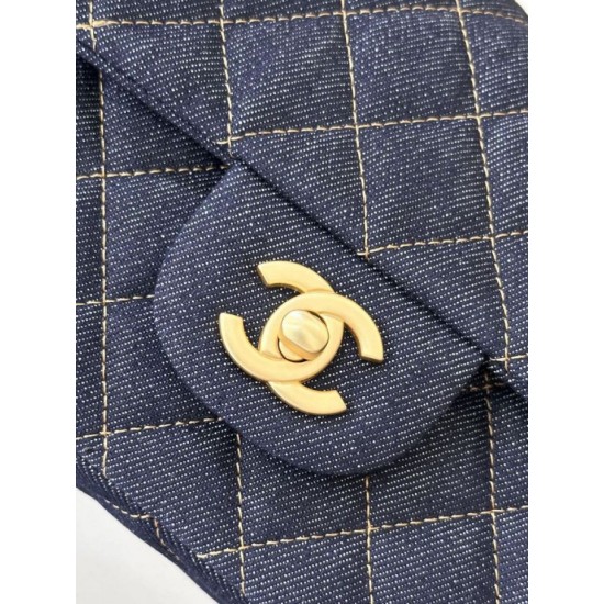 Replica di lusso Borsa a tracolla Chanel mini flap denim trapuntato A69900 blu Imitazioni Cloni Borsa a tracolla Chanel mini flap denim trapuntato A69900 blu firmate