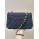Replica di lusso Borsa a tracolla Chanel mini flap denim trapuntato A69900 blu Imitazioni Cloni Borsa a tracolla Chanel mini flap denim trapuntato A69900 blu firmate