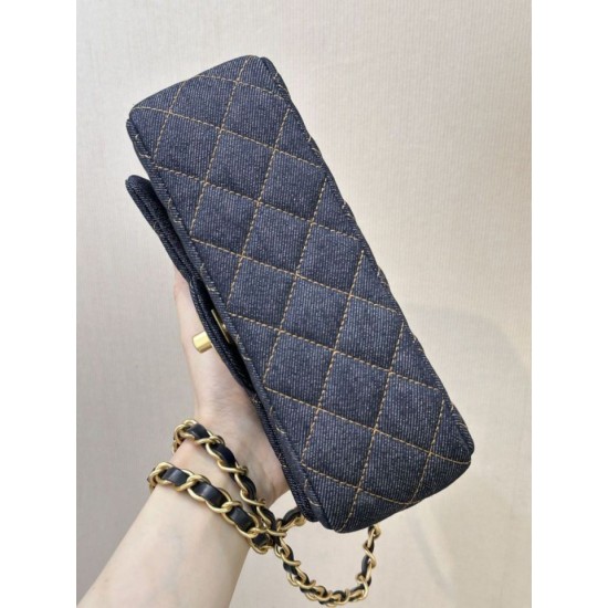 Replica di lusso Borsa a tracolla Chanel mini flap denim trapuntato A69900 blu Imitazioni Cloni Borsa a tracolla Chanel mini flap denim trapuntato A69900 blu firmate