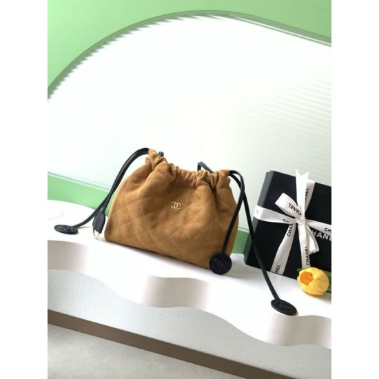 Cloni Borsa a secchiello/hobo Chanel trapuntata con coulisse scamosciata AS5227 marrone firmate