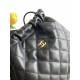 Replica di lusso Imitazioni borse griffate a secchiello trapuntata con coulisse Chanel AS5227 Nero Imitazioni Cloni Imitazioni borse griffate a secchiello trapuntata con coulisse Chanel AS5227 Nero firmate