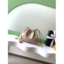 Borsa a secchiello trapuntata con coulisse Chanel AS5227 albicocca