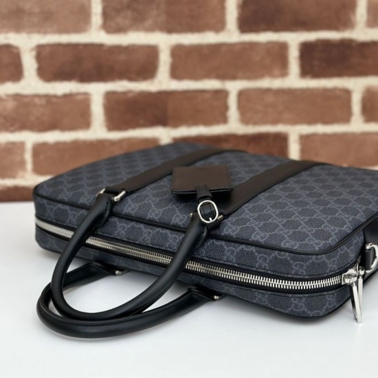 Replica di lusso Borsa da lavoro media da uomo Gucci GG 792077 nera Imitazioni Cloni Borsa da lavoro media da uomo Gucci GG 792077 nera firmate