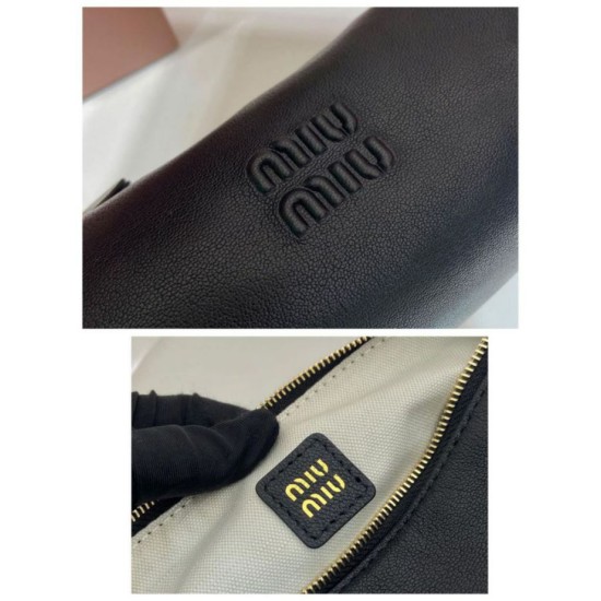 Cloni Pochette compatta in nappa Miu Miu 5NE851 Nero firmate