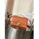Replica di lusso Borse Celine Medium Triomphe Folio nera Imitazioni Cloni Borse Celine Medium Triomphe Folio nera firmate