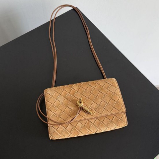 Replica di lusso Pochette Bottega Veneta Andiamo scamosciata Marrone Imitazioni Cloni Pochette Bottega Veneta Andiamo scamosciata Marrone firmate
