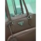 Replica di lusso Borsa Prada media con manico superiore marrone Imitazioni Cloni Borsa Prada media con manico superiore marrone firmate