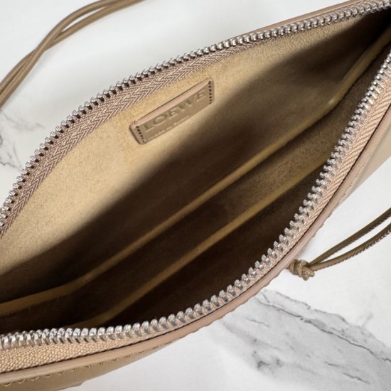 Replica di lusso Borsa Loewe Joya Pouch Nappa marrone Imitazioni Cloni Borsa Loewe Joya Pouch Nappa marrone firmate