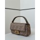 Replica di lusso Borse Imitazioni a tracolla classica Fendi Baguette FF ricamato marrone Imitazioni Cloni Borse Imitazioni a tracolla classica Fendi Baguette FF ricamato marrone firmate
