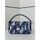 Replica di lusso Borsa a tracolla classica Fendi Baguette FF ricamato Blu Imitazioni Cloni Borsa a tracolla classica Fendi Baguette FF ricamato Blu firmate