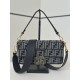 Cloni Borsa Fendi Baguette tessuto jacquard FF effetto denim blu firmate