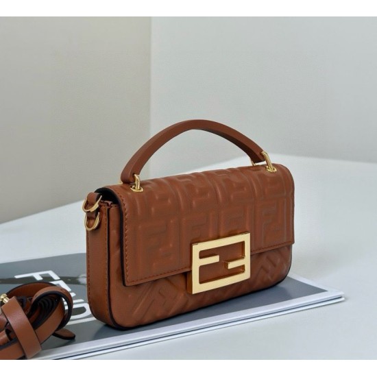 Replica di lusso Borse Firmate Fendi Baguette con manico superiore e logo FF impresso marrone Imitazioni Cloni Borse Firmate Replica Fendi Baguette con manico superiore e logo FF impresso marrone firmate