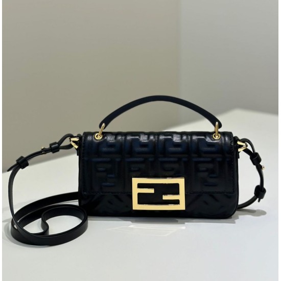 Replica di lusso Borsa 1:1 Fendi Baguette con manico superiore e logo FF impresso Nero Imitazioni Cloni Borsa Replica Fendi Baguette con manico superiore e logo FF impresso Nero firmate