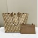 Replica di lusso Borsa tote reversibile grande Fendi Roll Albicocca Imitazioni Cloni Borsa tote reversibile grande Fendi Roll Albicocca firmate