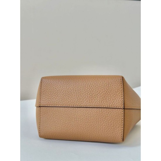 Replica Borse tote Fendi Roll Mini Selleria Marrone firmate