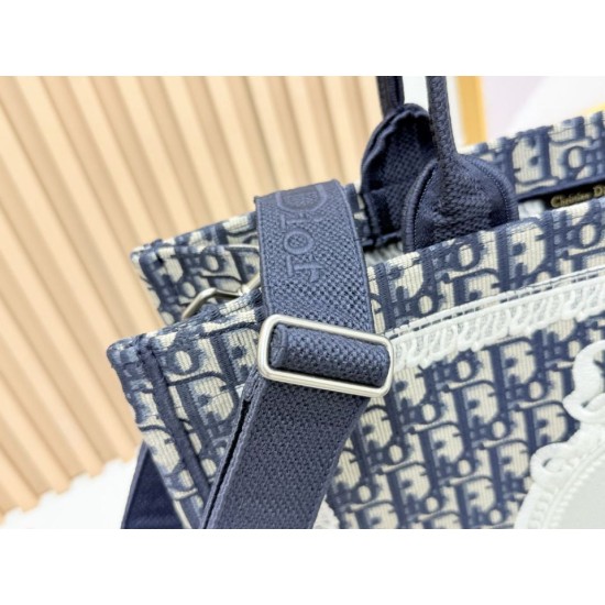 Replica di lusso Borsa da uomo Dior Book Tote Piccola/Media/Grande con ricamo obliquo e tracolla Nero Imitazioni Cloni Borsa da uomo Dior Book Tote Piccola/Media/Grande con ricamo obliquo e tracolla Nero firmate