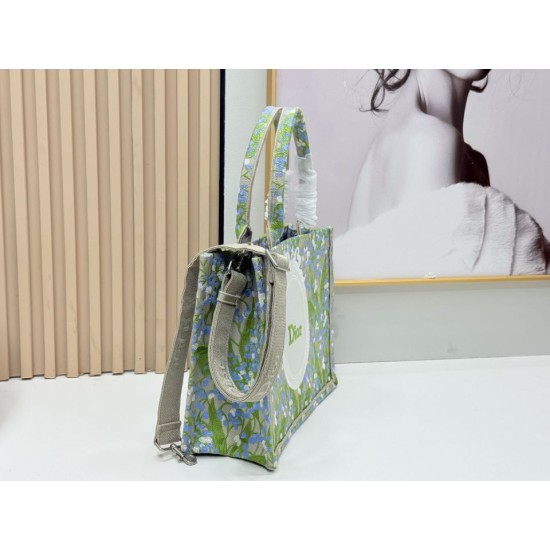 Replica di lusso Borsa 1:1 Dior Book Tote piccola/media/grande con motivo mughetto Verde Imitazioni Cloni Borsa Replica Dior Book Tote piccola/media/grande con motivo mughetto Verde firmate