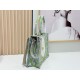Replica di lusso Borsa 1:1 Dior Book Tote piccola/media/grande con motivo mughetto Verde Imitazioni Cloni Borsa Replica Dior Book Tote piccola/media/grande con motivo mughetto Verde firmate