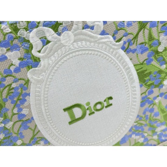 Replica di lusso Borsa 1:1 Dior Book Tote piccola/media/grande con motivo mughetto Verde Imitazioni Cloni Borsa Replica Dior Book Tote piccola/media/grande con motivo mughetto Verde firmate