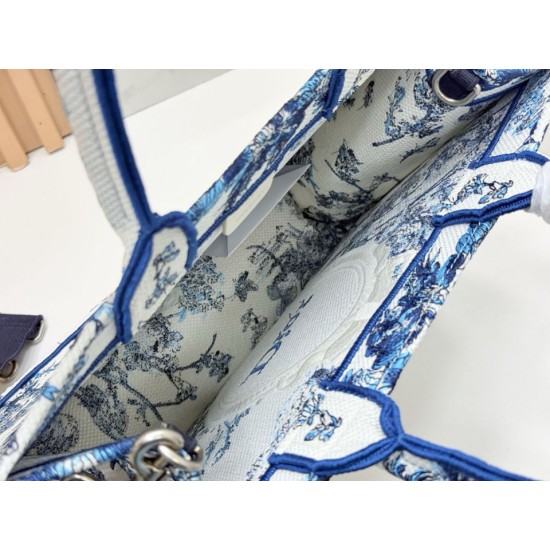 Replica di lusso Imitazioni borse griffate Dior Book Tote piccola/media/grande con ricamo Toile de Jouy blu/bianco Imitazioni Cloni Imitazioni borse griffate Dior Book Tote piccola/media/grande con ricamo Toile de Jouy blu/bianco firmate
