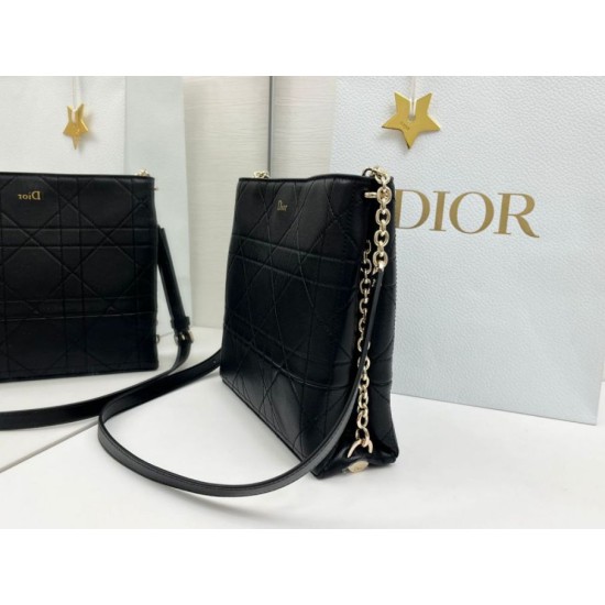 Replica di lusso Borsa Dior Trianon con catena nera Imitazioni Cloni Borsa Dior Trianon con catena nera firmate