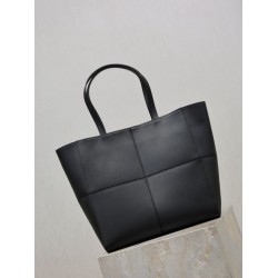 Borse tote YSL Saint Laurent Carré Nera Borse tote YSL Saint Laurent Carré Nera