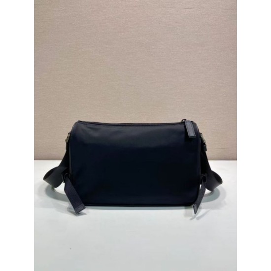 Replica di lusso Borsa a tracolla da uomo Prada nylon/saffiano 2VH192 Nero Imitazioni Cloni Borsa a tracolla da uomo Prada nylon/saffiano 2VH192 Nero firmate