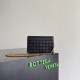 Replica di lusso Borsa a tracolla Andiamo di Bottega Veneta su catena Nero Imitazioni Cloni Borsa a tracolla Andiamo di Bottega Veneta su catena Nero firmate