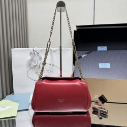 Borse a tracolla Prada Tumulte piccola 1BD395 Rosso