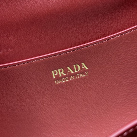 Replica di lusso Imitazioni borse griffate a tracolla Prada Tumulte piccola 1BD395 Rosso Imitazioni Cloni Imitazioni borse griffate a tracolla Prada Tumulte piccola 1BD395 Rosso firmate