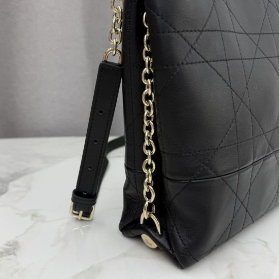 Cloni Borsa Dior Trianon con catena agnello piatta Macrocannage Nero firmate