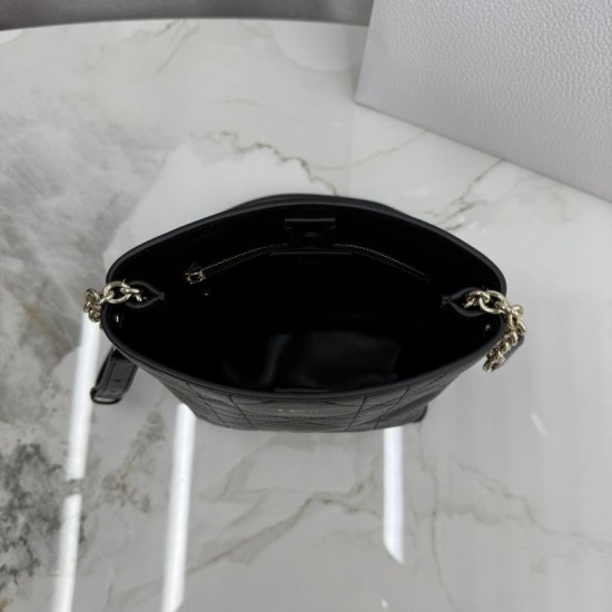 Cloni Borsa Dior Trianon con catena agnello piatta Macrocannage Nero firmate