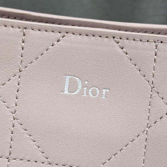 Replica di lusso Borse Dior Trianon con catena agnello piatta Macrocannage Rosa Imitazioni Cloni Borse Replica Dior Trianon con catena agnello piatta Macrocannage Rosa firmate