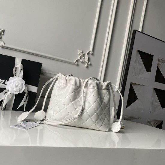 Replica di lusso Borse Alta Qualità a secchiello trapuntata Chanel 25 con coulisse AP5317 Bianca Imitazioni Cloni Borse Replica Alta Qualità a secchiello trapuntata Chanel 25 con coulisse AP5317 Bianca firmate