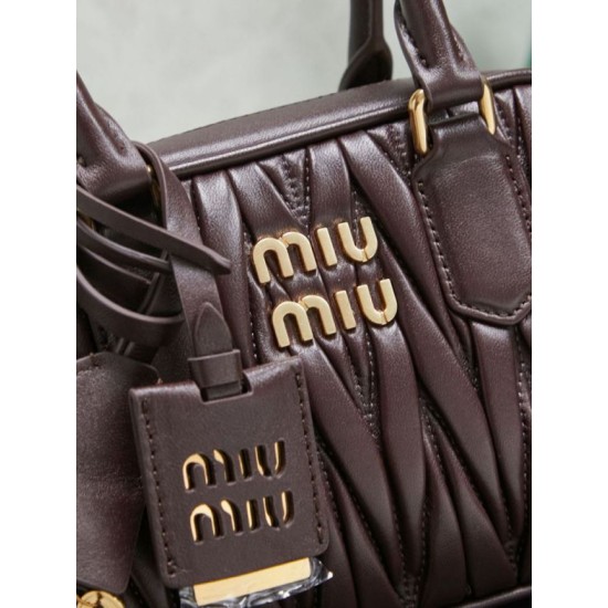Replica di lusso Borsa tote Miu Miu Arcadie nappa trapuntata 5BB123 Borgogna Imitazioni Cloni Borsa tote Miu Miu Arcadie nappa trapuntata 5BB123 Borgogna firmate