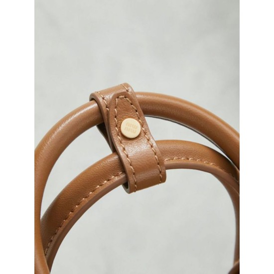 Replica di lusso Borse Imitazioni tote Miu Miu Arcadie nappa trapuntata 5BB123 marrone Imitazioni Cloni Borse Imitazioni tote Miu Miu Arcadie nappa trapuntata 5BB123 marrone firmate