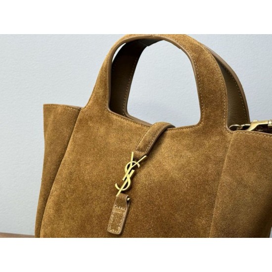 Replica di lusso Borse Alta Qualità tote YSL Saint Laurent Le 5 À 7 Baby Bea scamosciata Imitazioni Cloni Borse Replica Alta Qualità tote YSL Saint Laurent Le 5 À 7 Baby Bea scamosciata firmate