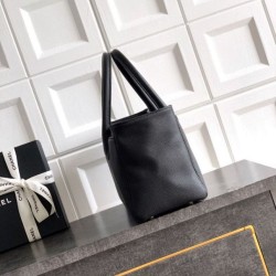 Replica di lusso Bora Pari shopper Chanel Cerf Executive in pelle di vitello nera 32cm Imitazioni Cloni Bora Pari replica shopper Chanel Cerf Executive in pelle di vitello nera 32cm firmate