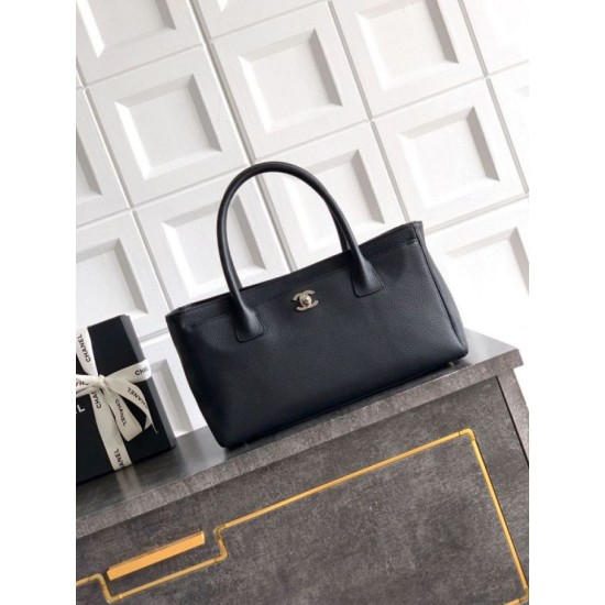 Replica di lusso Bora Pari shopper Chanel Cerf Executive in pelle di vitello nera 32cm Imitazioni Cloni Bora Pari replica shopper Chanel Cerf Executive in pelle di vitello nera 32cm firmate