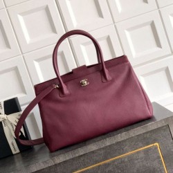 Replica Borse tote Chanel Executive Cerf Borgogna firmate