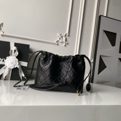 Borsa a secchiello trapuntata Chanel 26s con coulisse AP5317 Nero Borsa a secchiello trapuntata Chanel 26s con coulisse AP5317 Nero