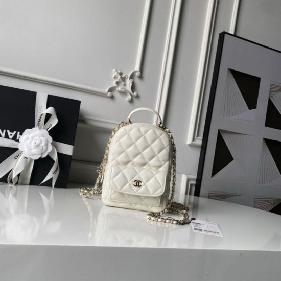 Replica di lusso Zaino Chanel Mini Classic trapuntato con logo CC AP3663 bianco Imitazioni Cloni Zaino Chanel Mini Classic trapuntato con logo CC AP3663 bianco firmate