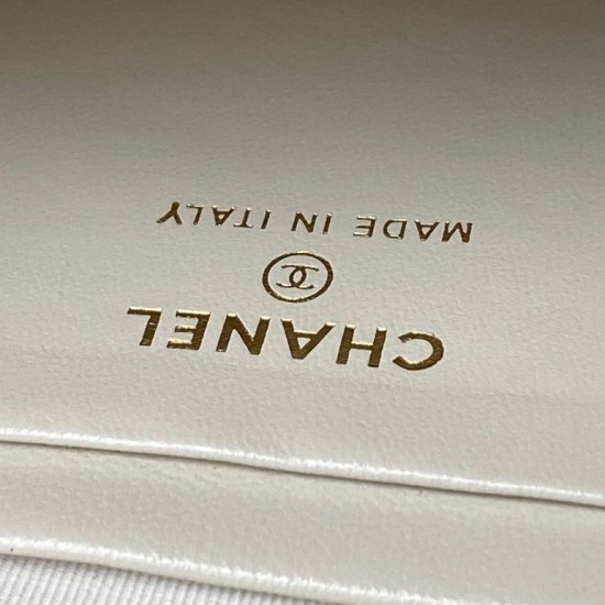 Replica di lusso Zaino Chanel Mini Classic trapuntato con logo CC AP3663 bianco Imitazioni Cloni Zaino Chanel Mini Classic trapuntato con logo CC AP3663 bianco firmate