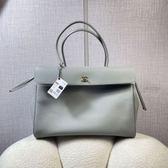 Cloni Borsa shopping grande Chanel 26S Jennie AS6289 Azzurro firmate