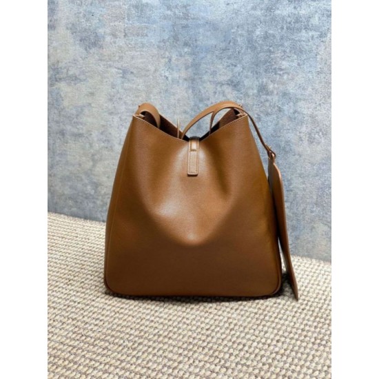 Replica di lusso Borsa Hobo Grande YSL Saint Laurent Le 5 à 7 morbida marrone Imitazioni Cloni Borsa Hobo Grande YSL Saint Laurent Le 5 à 7 morbida marrone firmate